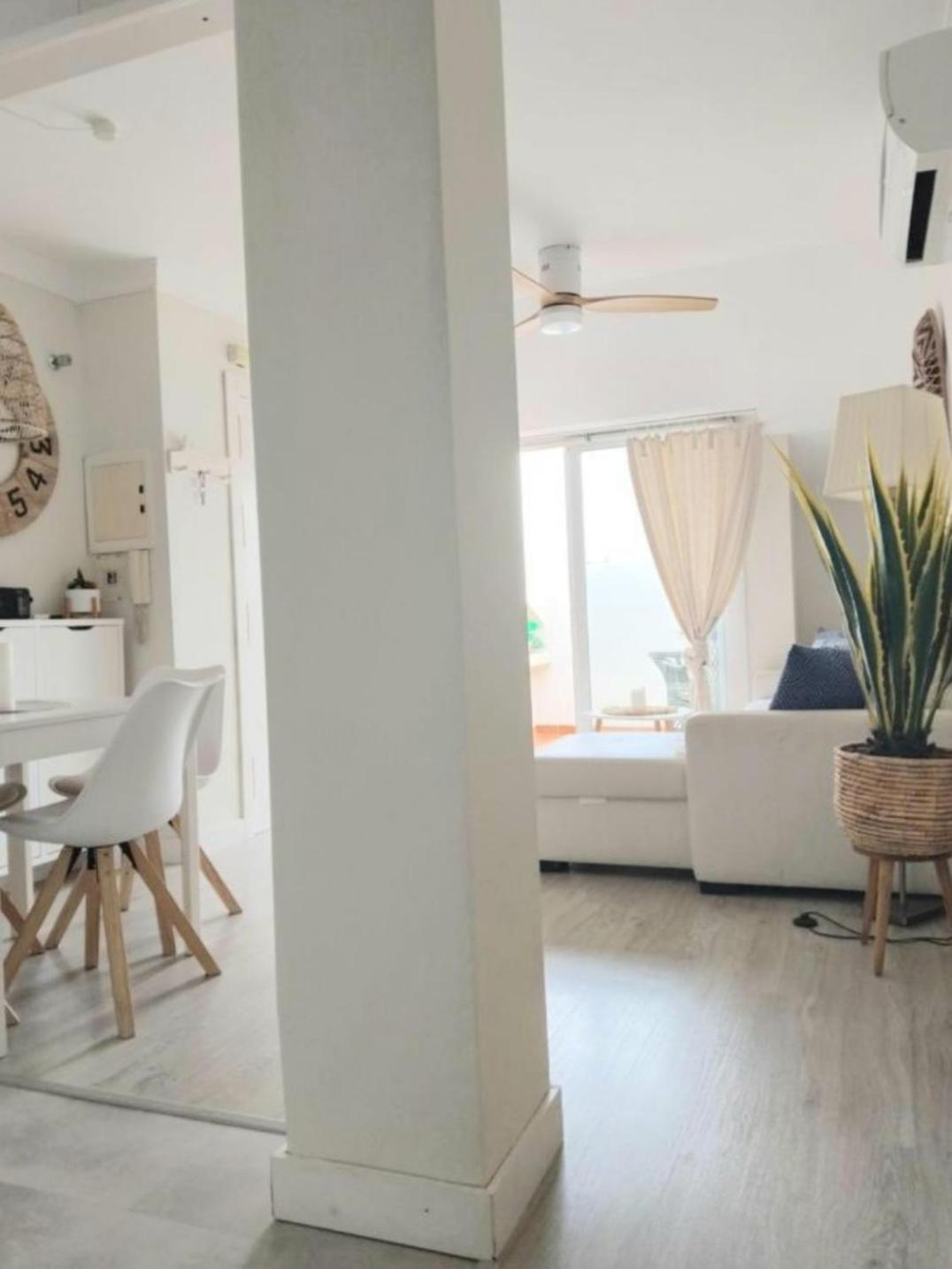 New City Penthouse Near Beach With Sunny Balcony Фуенхірола Екстер'єр фото