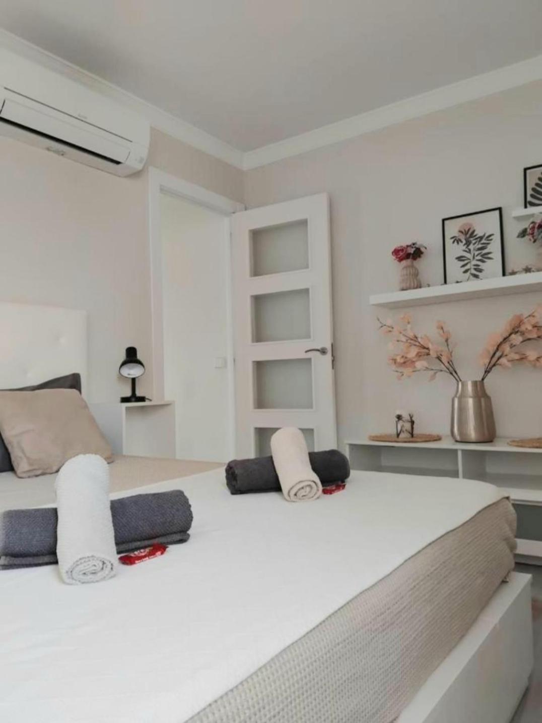 New City Penthouse Near Beach With Sunny Balcony Фуенхірола Екстер'єр фото